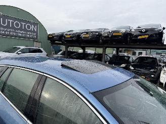 Volvo V-60 2.4 D6 AWD PHEV 158KW Autom. Schuifdak Clima Navi Led NAP picture 16