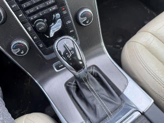 Volvo V-60 2.4 D6 AWD PHEV 158KW Autom. Schuifdak Clima Navi Led NAP picture 12