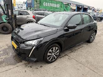 Peugeot e-208 50 kWh 100KW Autom. Clima Navi Led Active Pack NAP picture 5