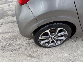 Kia Picanto 1.0 CVVT 49KW Clima Navi Camera Led Xenon Design Edition NAP picture 16