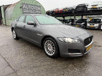 Unfallwagen Jaguar XF 2.0D 120KW Autom. Clima Navi Leer Xenon Portfolio NAP 2017/11