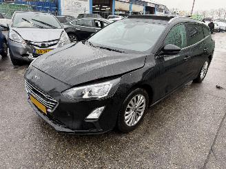 skadebil auto Ford Focus 1.0 Ecoboost  Autom. Pano 114KW Hybrid Clima Navi Camera ST-Line X Business NAP 2020/10