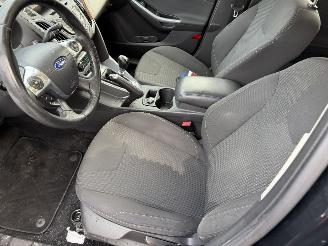 Ford Focus 1.6 TDCI 77KW Clima Navi Led Xenon Titanium picture 7