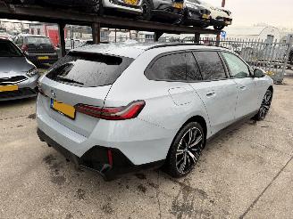 Unfallwagen BMW i5 84 kWh eDrive40 250KW M Sport Edition NAP 2024/11