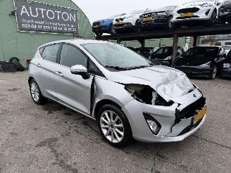 škoda osobní automobily Ford Fiesta 1.0 Ecoboost 70KW Clima Navi Titanium NAP 2020/3