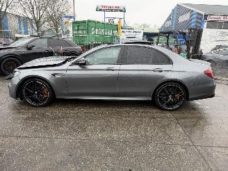 Mercedes E-klasse 63 AMG S 612PK 4MATIC Pano HUD Clima Navi Premium Plus Keramic picture 2