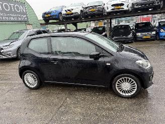 Volkswagen Up! 1.0 44KW High Up Airco Bleumotion NAP picture 6