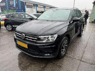 Volkswagen Tiguan 1.4 TSI 92KW Clima Navi Camera Vitrual Dash Business R picture 4
