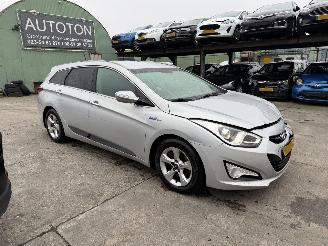 Auto incidentate Hyundai I-40 1.6 GDI 99KW Clima Navi Camera Led Blue i-Vision NAP 2012/8