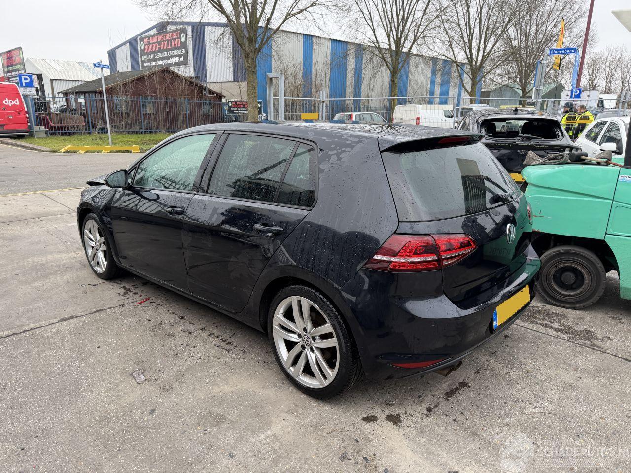 Volkswagen Golf 1.4 TSI 103KW Highline Clima Led Xenon ACT 5-Deurs