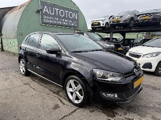 skadebil auto Volkswagen Polo 1.2 TSI 66KW Highline Clima Navi 5-Drs Bleumotion NAP 2014/2