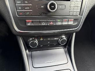 Mercedes Cla-klasse 200 115KW Autom. Clima Navi Led Xenon Leer AMG-Pakket picture 14