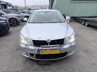 Skoda Octavia 1.6 TDI 77KW Clima Navi Xenon Elegance picture 11