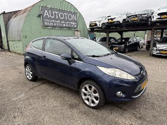 skadebil auto Ford Fiesta 1.25 44KW Airco Titanium NAP 2011/9