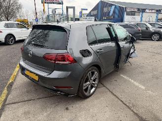 Volkswagen Golf 1.5 TSI 110KW DSG Clima Navi Virtual Cockpït picture 2