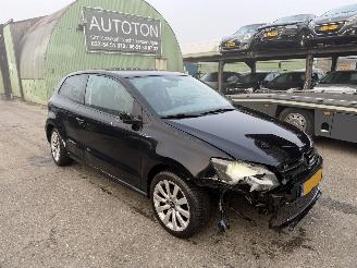 Vaurioauto  passenger cars Volkswagen Polo 1.2 TSI 77KW DSG R-Line Led Xenon Clima 2011/5