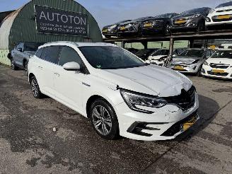 uszkodzony samochody osobowe Renault Mégane E-Tech 1.6 116KW PHEV  Autom. Clima Navi Led R.S. Line 2022/6
