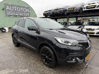 Schadeauto Renault Kadjar 1.2 TCE 96KW Bose Pano Clima Navi Led 2016/7