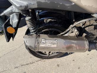 Yamaha XMAX 300 ABS 21KW picture 9