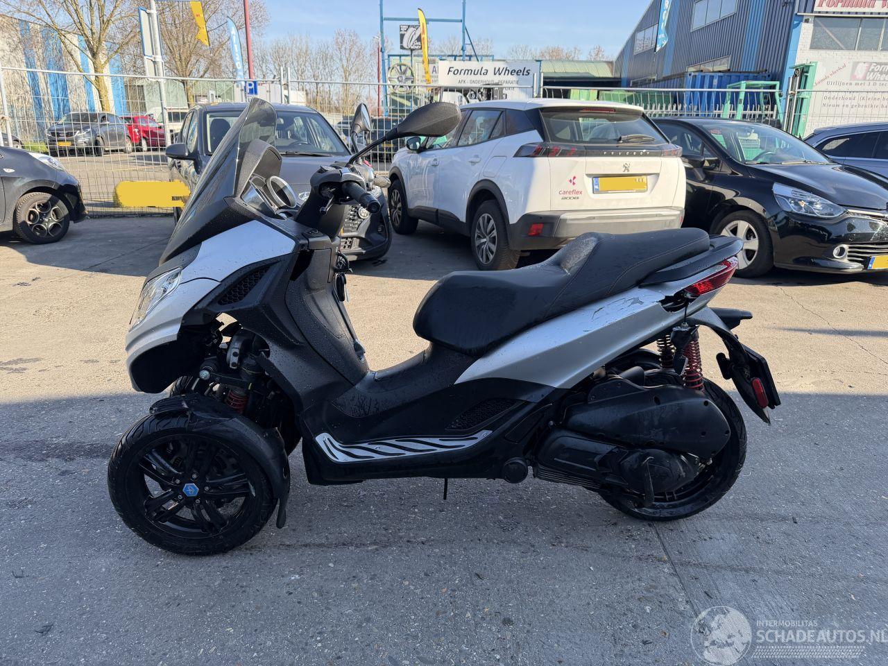Piaggio MP3 300 19KW HPE Sport Led