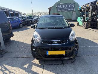 Kia Picanto 1.0 CVVT 51KW Clima Led First Edition 5-Drs NAP picture 10