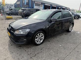 uszkodzony samochody osobowe Volkswagen Golf 1.0 TSI 85KW Navi Clima 5-Drs Comfortline NAP 2016/1