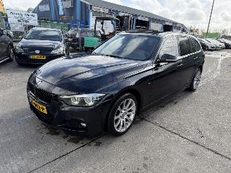 Vaurioauto  passenger cars BMW 3-serie 320i Autom. 135KW M Sport Pano Clima Navi 2018/8