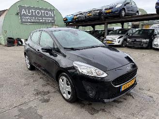 Damaged car Ford Fiesta 1.1 63KW Navi Airco 5-Drs NAP 2018/12