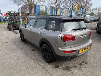uszkodzony samochody osobowe Mini Clubman 1.5 100KW Autom. Pano Clima Navi Led Cooper Business 2019/8