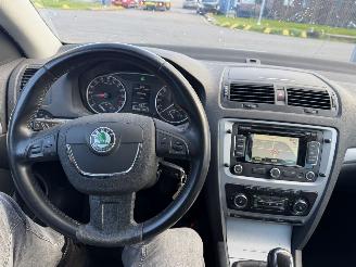 Skoda Octavia 1.6 TDI 77KW Clima Navi Artic Greentech  NAP picture 8