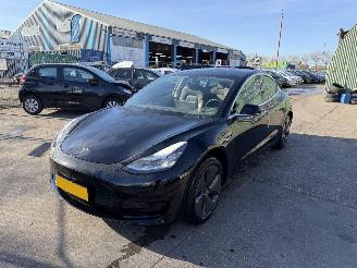 Tesla Model 3 60 kWh 175KW RWD Standard Plus Pano Clima Navi Led NAP picture 2