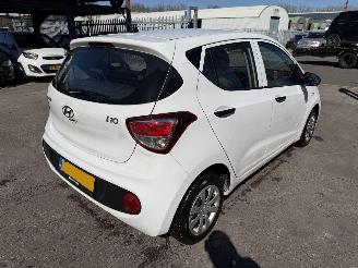 Hyundai I-10 1.0i 49KW I-Drive 5-Deurs picture 3