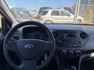 Hyundai I-10 1.0i 49KW I-Drive 5-Deurs picture 7