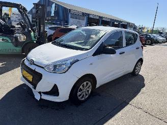 Hyundai I-10 1.0i 49KW I-Drive 5-Deurs picture 4