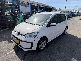 Schadeauto Volkswagen Up! 1.0 44KW Airco Bleumotion 5-Deurs NAP 2017/12