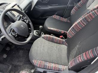 Peugeot 108 1.0 e-VTI 50KW Airco 5-Drs Led Active NAP picture 7