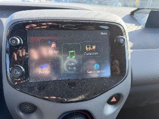 Peugeot 108 1.0 E-VTI 53KW Airco Camera Led Active 5-drs NAP picture 11