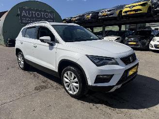 Vaurioauto  passenger cars Seat Ateca 1.0 EcoTSI 85KW Clima Navi Led Style Business Intense NAP 2019/2