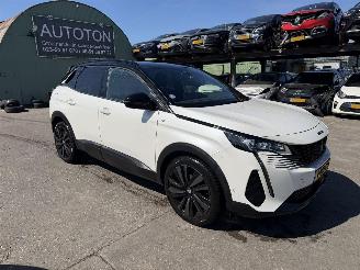 Unfallwagen Peugeot 3008 1.2 96KW GT Clima Navi Led 360 Camera NAP 2022/5