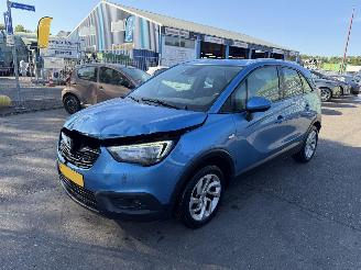 Schadeauto Opel Crossland X 1.2 60KW Clima Online Edition NAP 2017/11