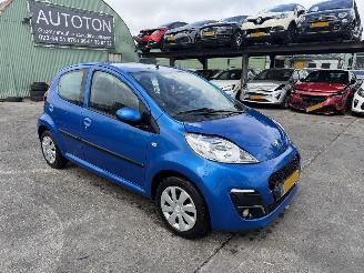 Unfallwagen Peugeot 107 1.0 50KW Airco Led Active NAP 2012/11