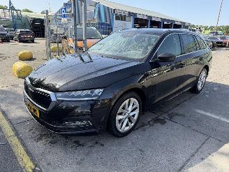 škoda osobní automobily Skoda Octavia 1.0 e-TSI 81KW DSG Clima Navi Led Business Edition NAP 2021/6