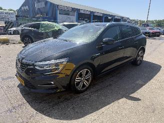 krockskadad bil auto Renault Mégane 1.3 TCE 103KW Clima Navi Camera Led Intens NAP 2022/9