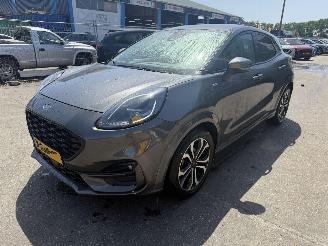 Damaged car Ford Puma 1.0 Ecoboost 92KW Hybrid X ST-Line Clima Navi Camera 2021/6