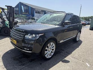 Avarii autoturisme Land Rover Range Rover 4.4 SDV8 250KW Autobiography Pano Clima Navi Led Xenon NAP 2014/4