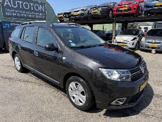 krockskadad bil auto Dacia Logan 0.9 TCE 66KW MVC Airco Navi Led Laureate NAP 2018/2