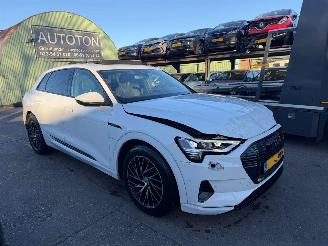 skadebil auto Audi E-tron 55 95 kWh 300KW Quattro Advanced Pano Clima Navi Led Xenon 2019/12