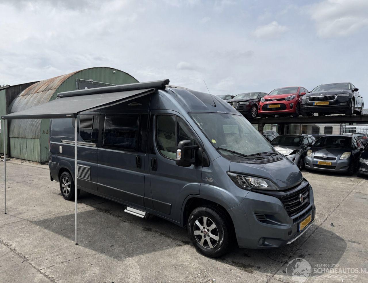 Adria  Camper 600 Twin SPT Vast bed Luifel Keuken Koelkast WC Clima Navi