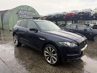 Jaguar F-Pace 2.0D 132KW Autom. AWD Clima Navi Portfolio picture 2