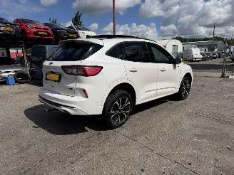 skadebil auto Ford Kuga 2.5 PHEV 112KW Autom. Pano Clima Navi ST-Line X NAP 2023/5